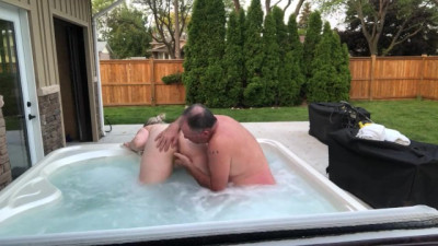 Blonde Girl Gets Best Oral Sex From Dad’s Best Friend