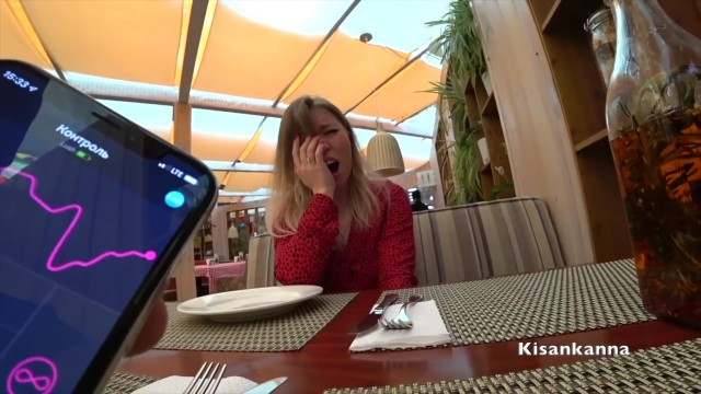 A babe girl got an orgasm in a restaurant! - Full XXX Movies | ePornHIT.