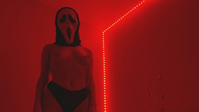 Perfect Body Babe Orgasms 3 Times during Passionate Sex on Halloween
