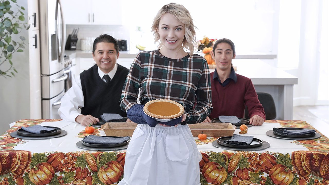 Thankful For My Stepbrother's Cock- Family Strokes - Full XXX Movies | ePornHIT.