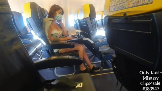 Girl on Flight, Hand Job and Tease - Full XXX Movies | ePornHIT.
