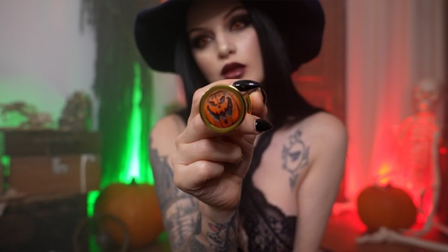 Dildo Fuck at Witching Hour - Full XXX Movies | ePornHIT.