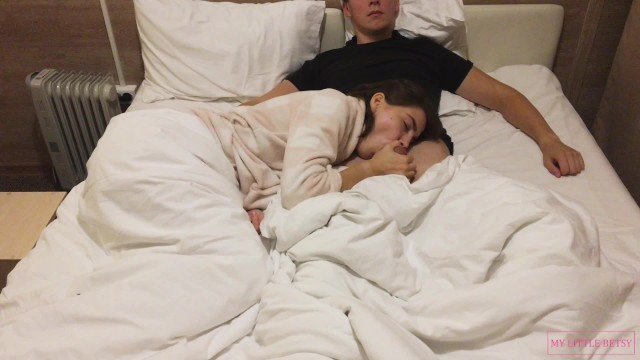 Hottie gives a Relaxing Home BJ while Watching a Movie - Full XXX Movies | ePornHIT.
